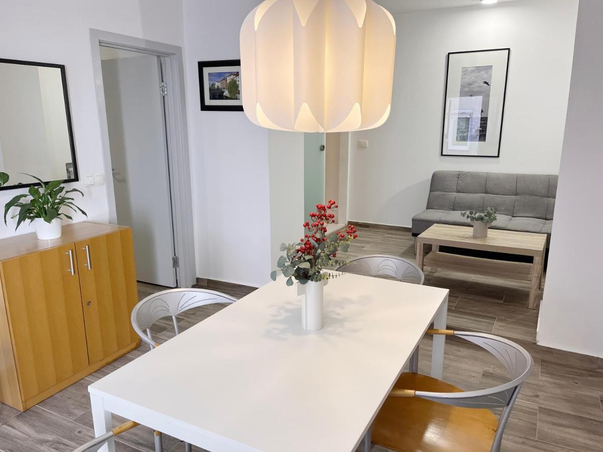 Ferienwohnung Renovated City Center Apt End Of Sept 23 Laibach Exterior foto